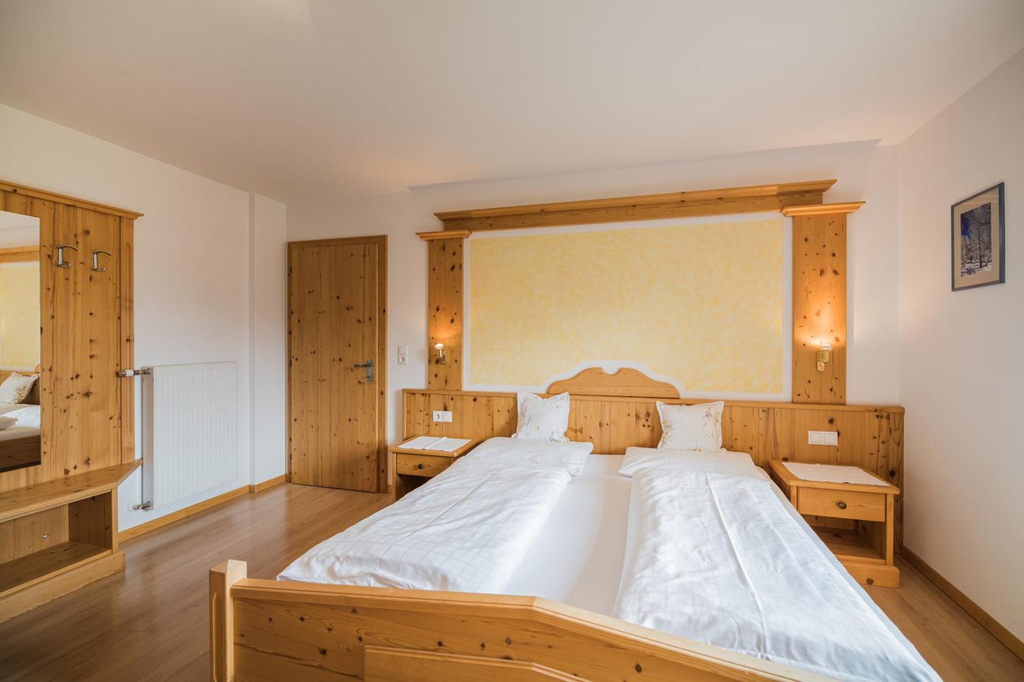 Klaudehof Villa Toblach Exteriör bild